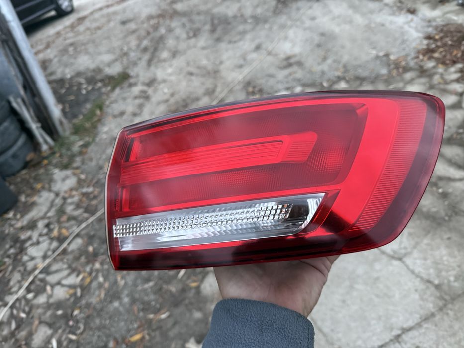 Tripla Stop dreapta caroserie Audi A4 8W B9 Avant cod: 8W9945070