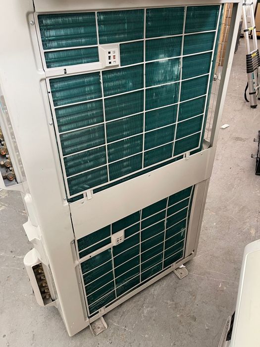Aer conditionat multi split cu casete