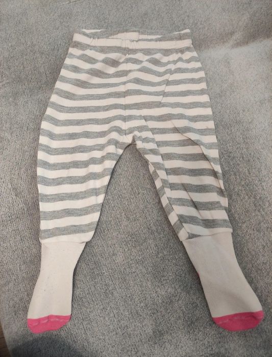 Lot de 5 perechi de pantaloni 
Marimea 62/68