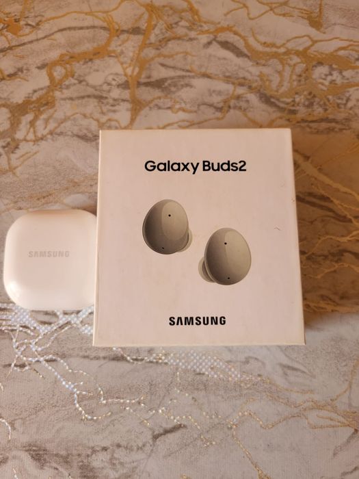 Продам наушники SAMSUNG