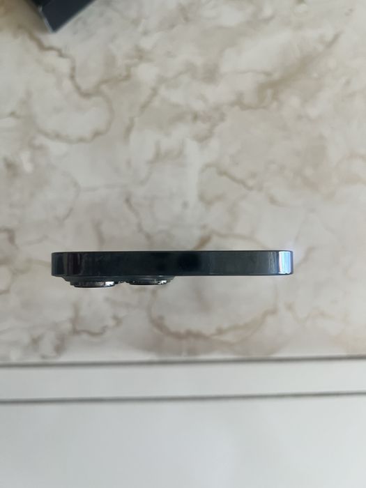 Продам iphone 13 pro max