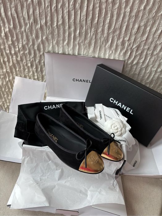 Balerini model Chanel