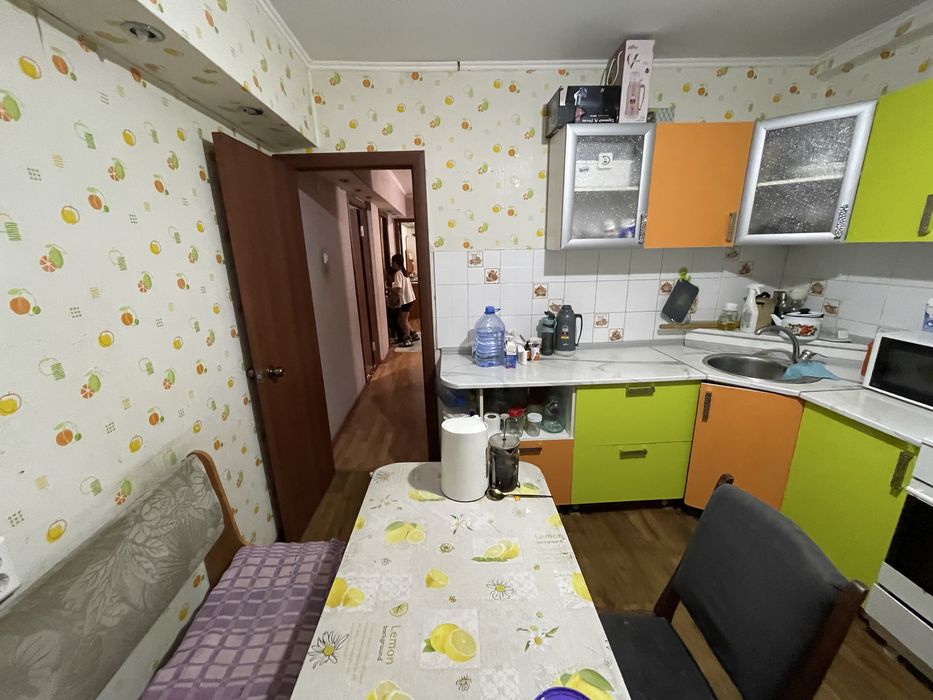 Продается 3шка Улучшенка на Валентине