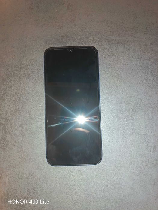 Продавам чисто нов Xiaomi Redmi 15C