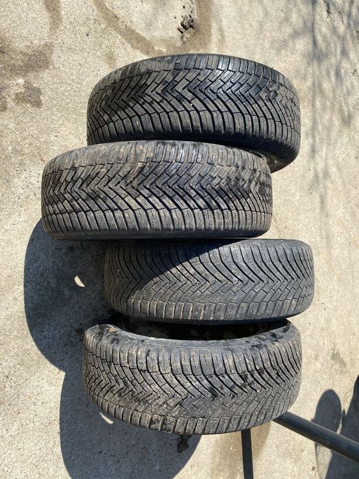 Vând jante LAND ROVER pe 18 cu tot cu cauciucuri noi Continental 225/55/18r V