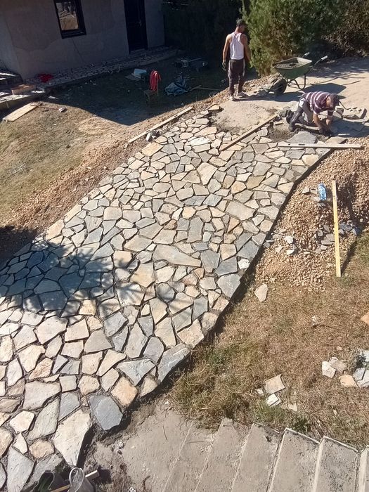 Piatră naturală pentru placări și pavaje grele
