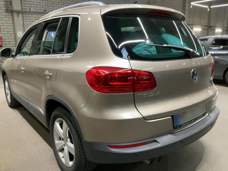 Volkswagen Tiguan 2.0 TDI Track & Style 4Motion 2011