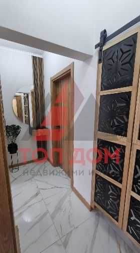 Дава се под наем Двустаен апартамент в Варна, Център - 55 кв.м за 867 € - Снимка #13