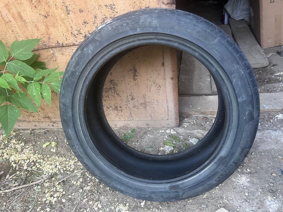 Продам резину 205/50R17