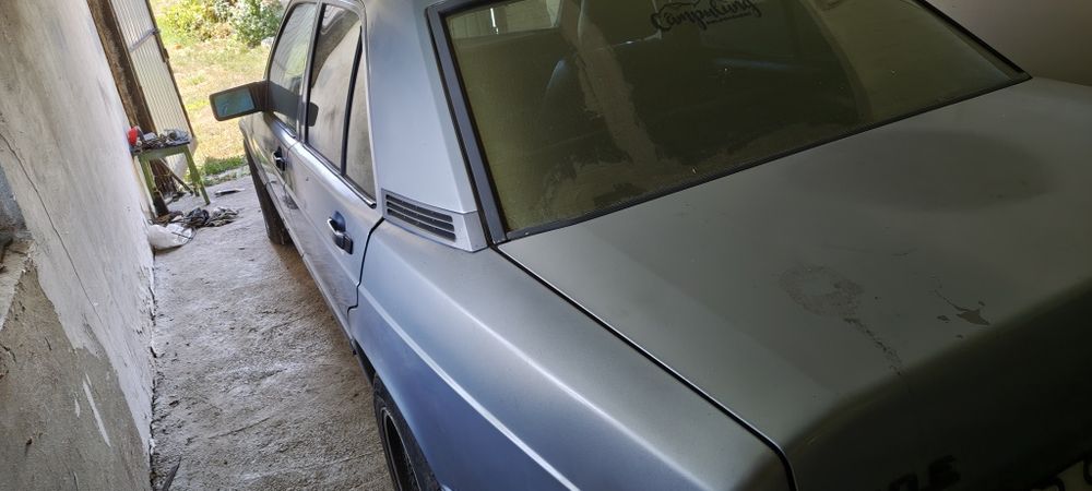 MERCEDES-BENZ 190 1988 — imagine 2