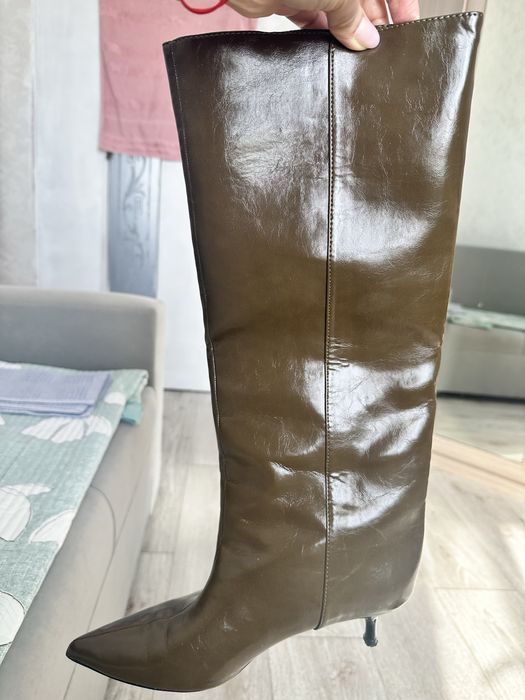 Продаю сапоги от Zara