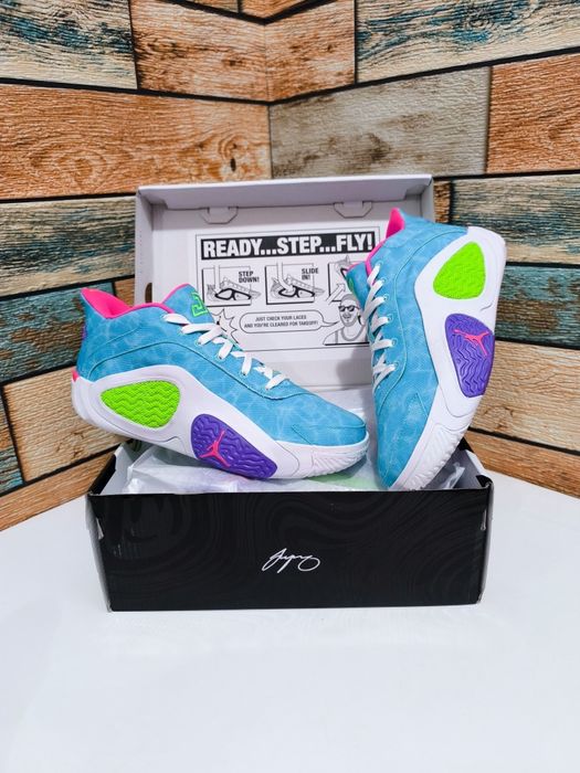 Armani/Jordan/Tommy Hilfiger/Calvin Klein