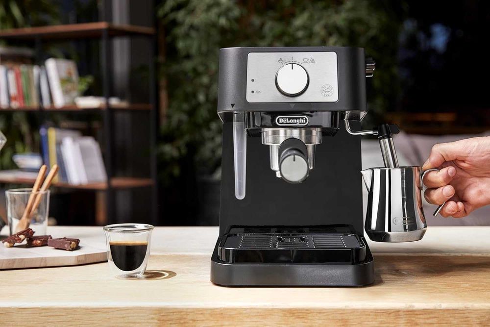 Еспресо машина DeLonghi, Stilosa EC260.BK, 1100 W, 15 Bar