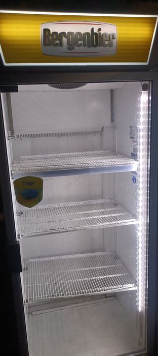 Vitrina frigorifica verticala