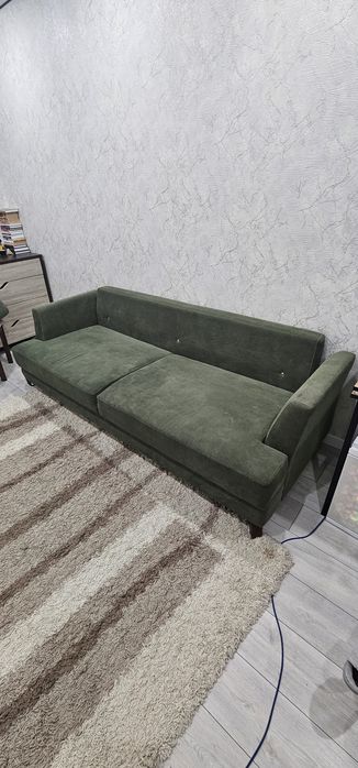 Диван на продажу