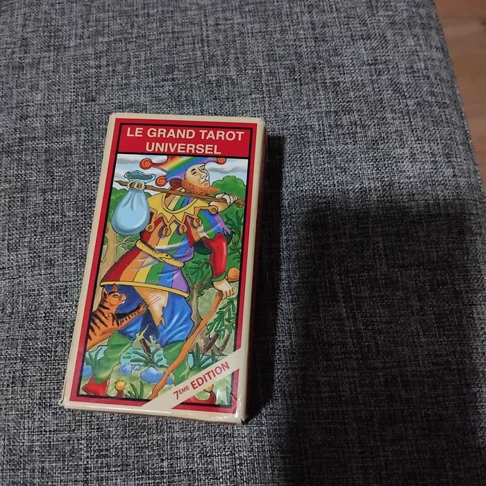 Голямото универсално Таро карти за гадаене