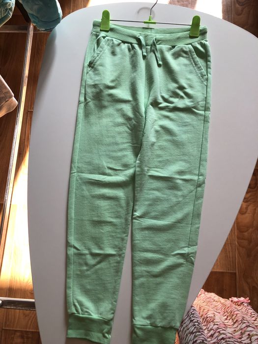 Пакет б/у вещей за 1 000 тенге