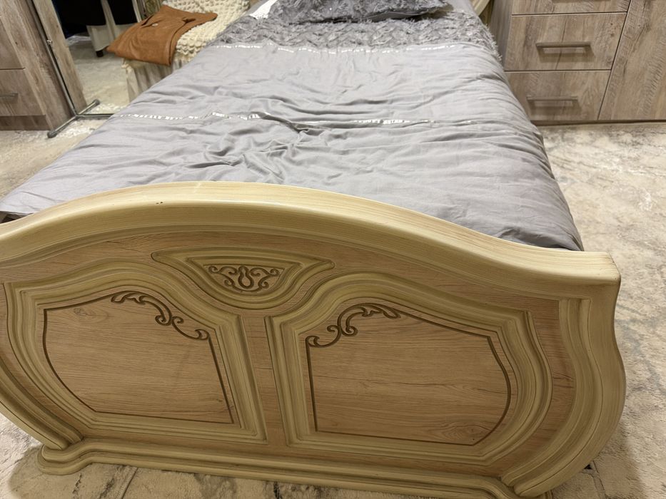 Срочно продаю кровать