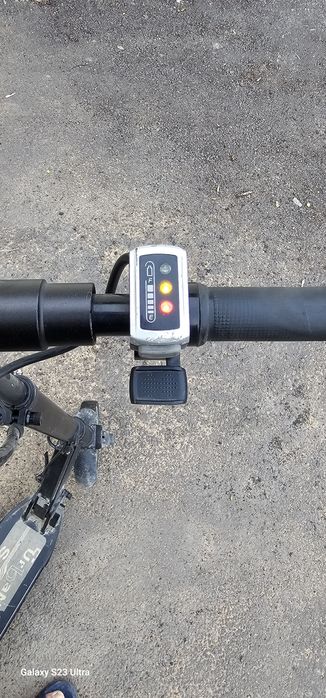 Продам электросамокат