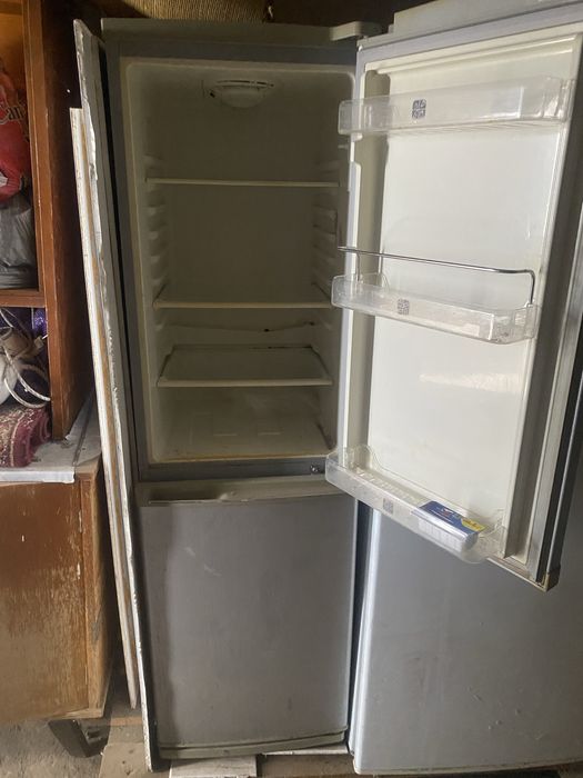 Холодильник на запчасти