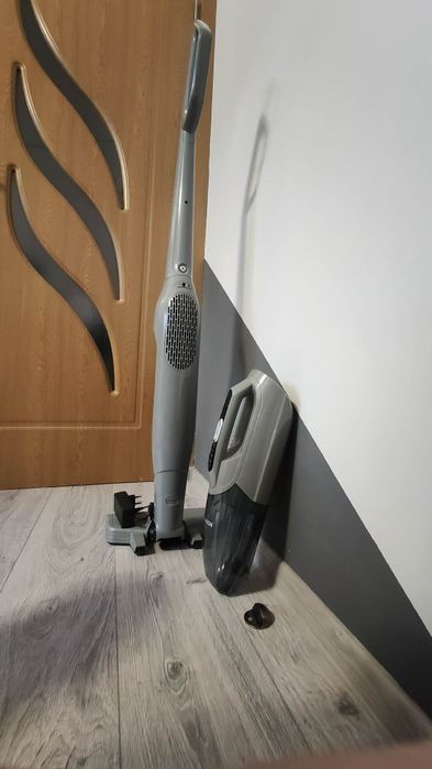Aspirator Vertical Bosch Readyy’y Serie 2 – 2 în 1