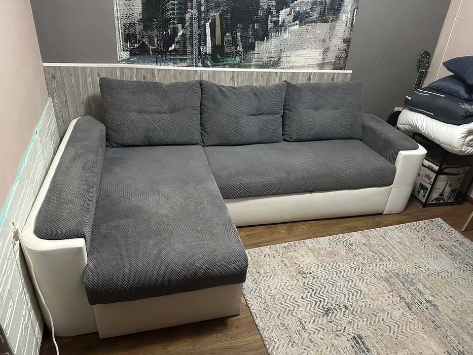 Разтегателен Диван