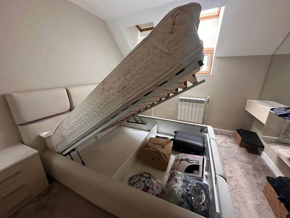 Двойно тапицирано легло с повдигащ механизъм + матрак