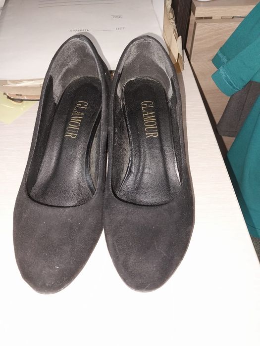 Продам туфли новые