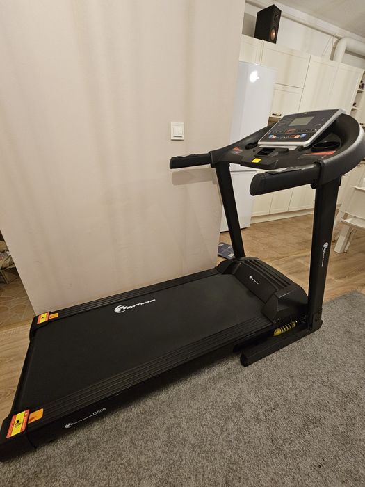 Banda de alergat electrica FitTronic Delta 550 – aproape noua