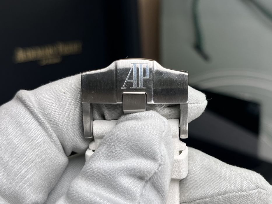 Audemars Piguet 44mm