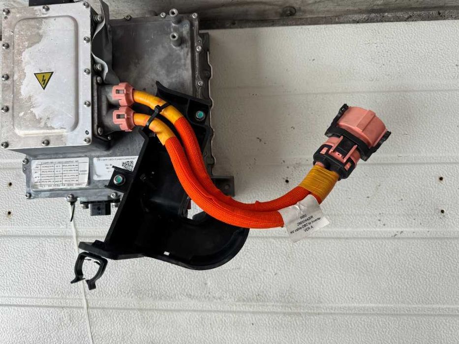 Dezmembrari Dacia Spring Invertor tensiune cod piesa 296059709r