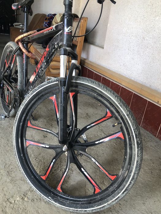 Velomax 2025 restayling