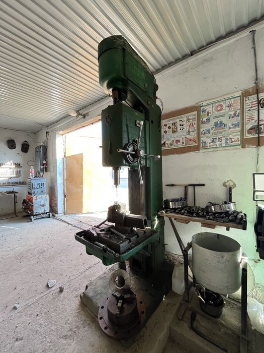 Сверлильный станок