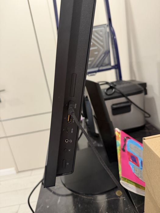 Lenovo ThinkCentre M920z моноблок 23 диагональный