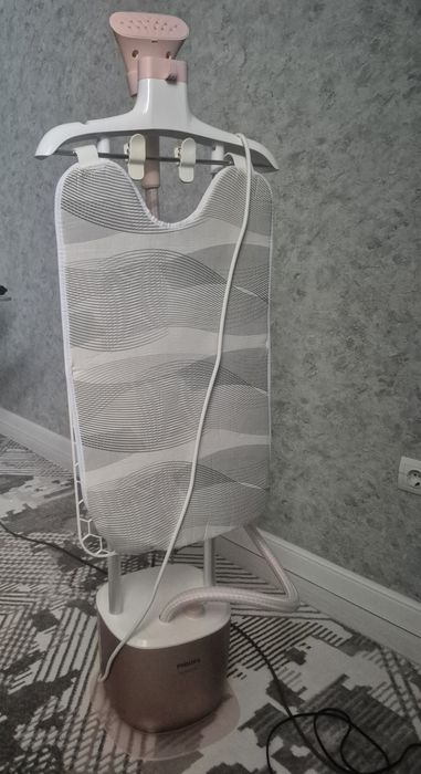 Продам отпариватель Philips