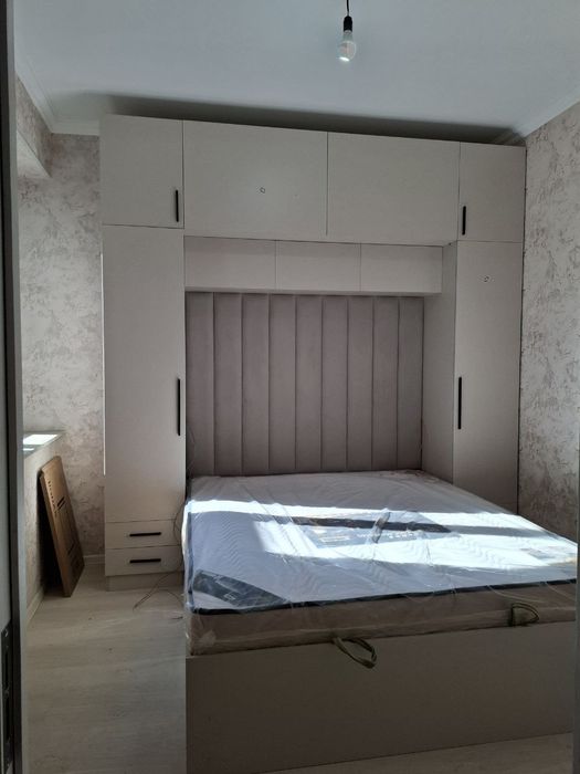 1 xonali kvartira sotiladi novostroyka remonti bilan