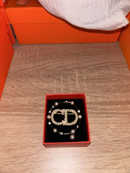 Broșă Christian Dior perlute