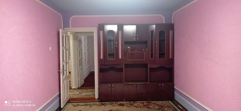 Сдаётся 3х ком квартира на 4 этаже ,ор:Чинор ресторан,