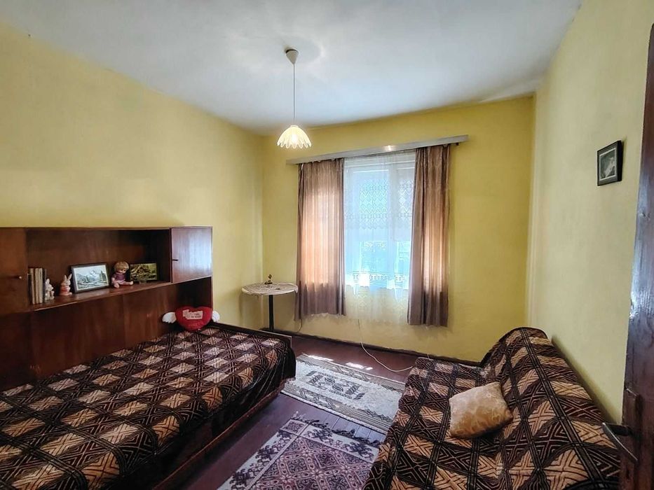 Продава се Етаж от къща в Ловеч, Широк център - 105 кв.м за 365 €/кв.м - Снимка #9