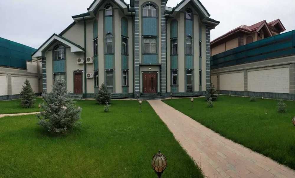 Сдам Евродом 12-соток на Максим Горький богатая Классика