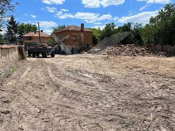 Къща в китното селце Каравелово!