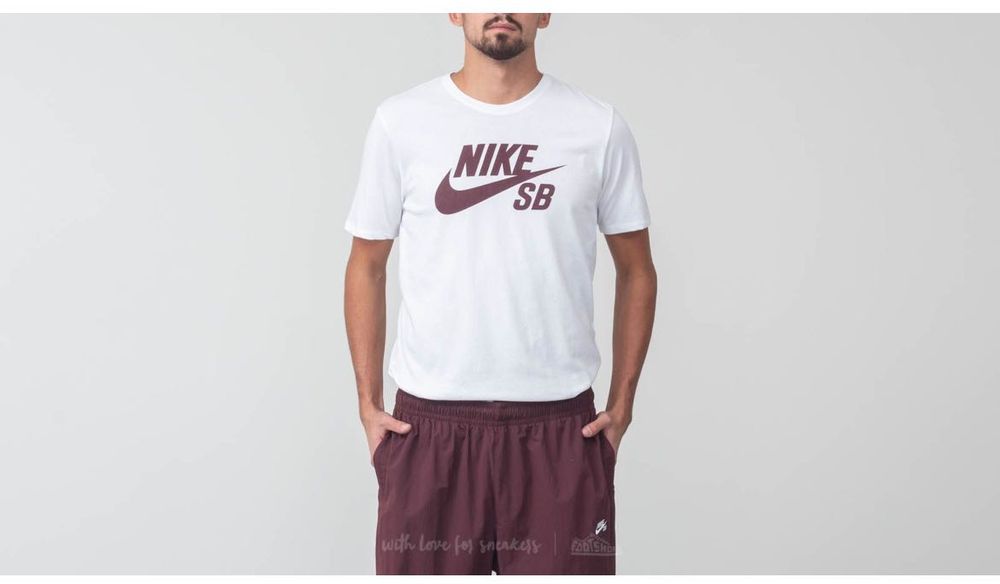 Мъжка блузка : Nike SB Logo Tee XL