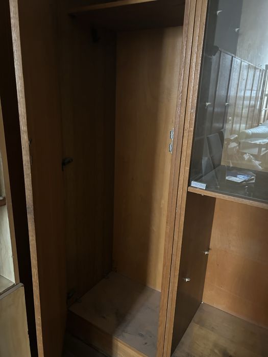 Продаю шкаф для одежды б/у