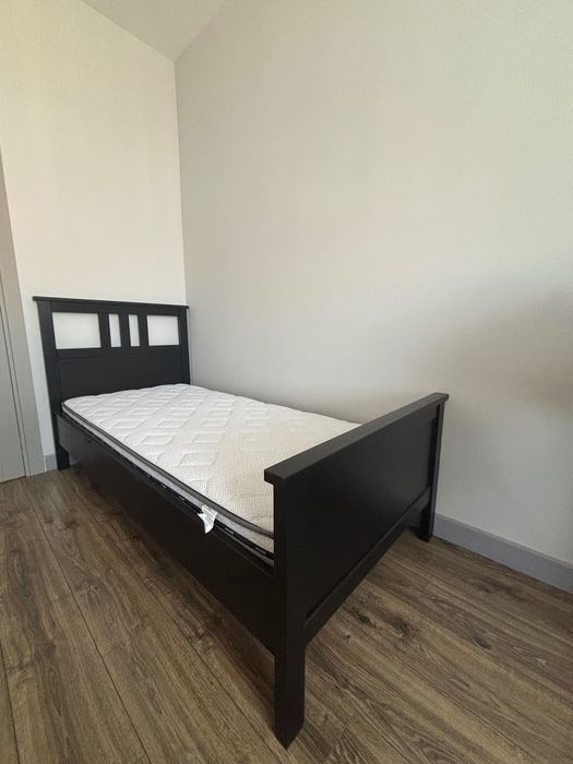 Кровать односпальную