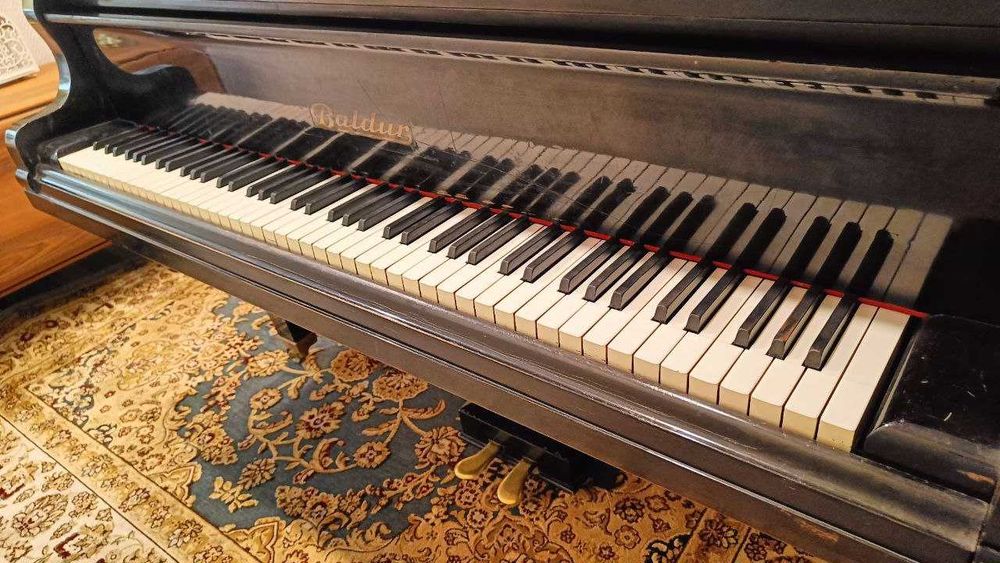 Рояль "Baldur" - J. Keller & Co. (Stuttgart) в хорошем состоянии