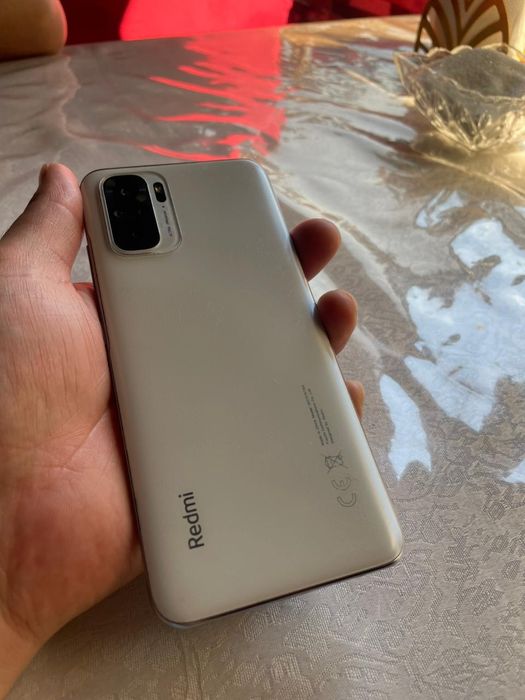 Redmi note 10 в идеальном состоянии