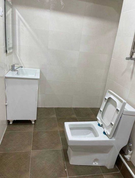 ПРОДАЕТСЯ 2/2/4 55м2 напротив Алайский рынок на: Ц-4