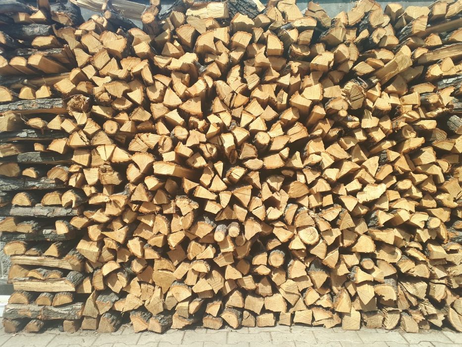 Дрова колотые,чернозем, перегной