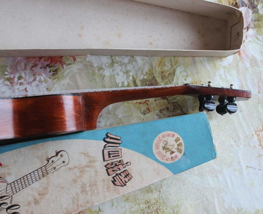 Укулеле китайско Vintage Ukulele Skylark