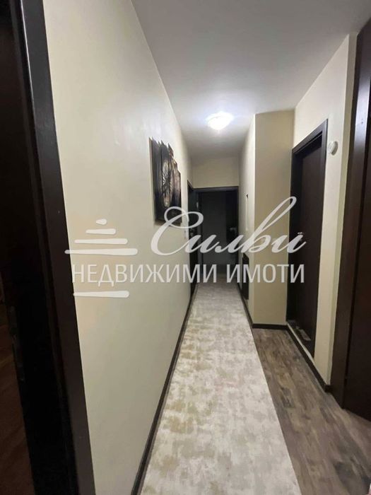 Продава се Двустаен апартамент в Шумен, Боян Българанов 2 - 65 кв.м за 1456 €/кв.м - Снимка #8